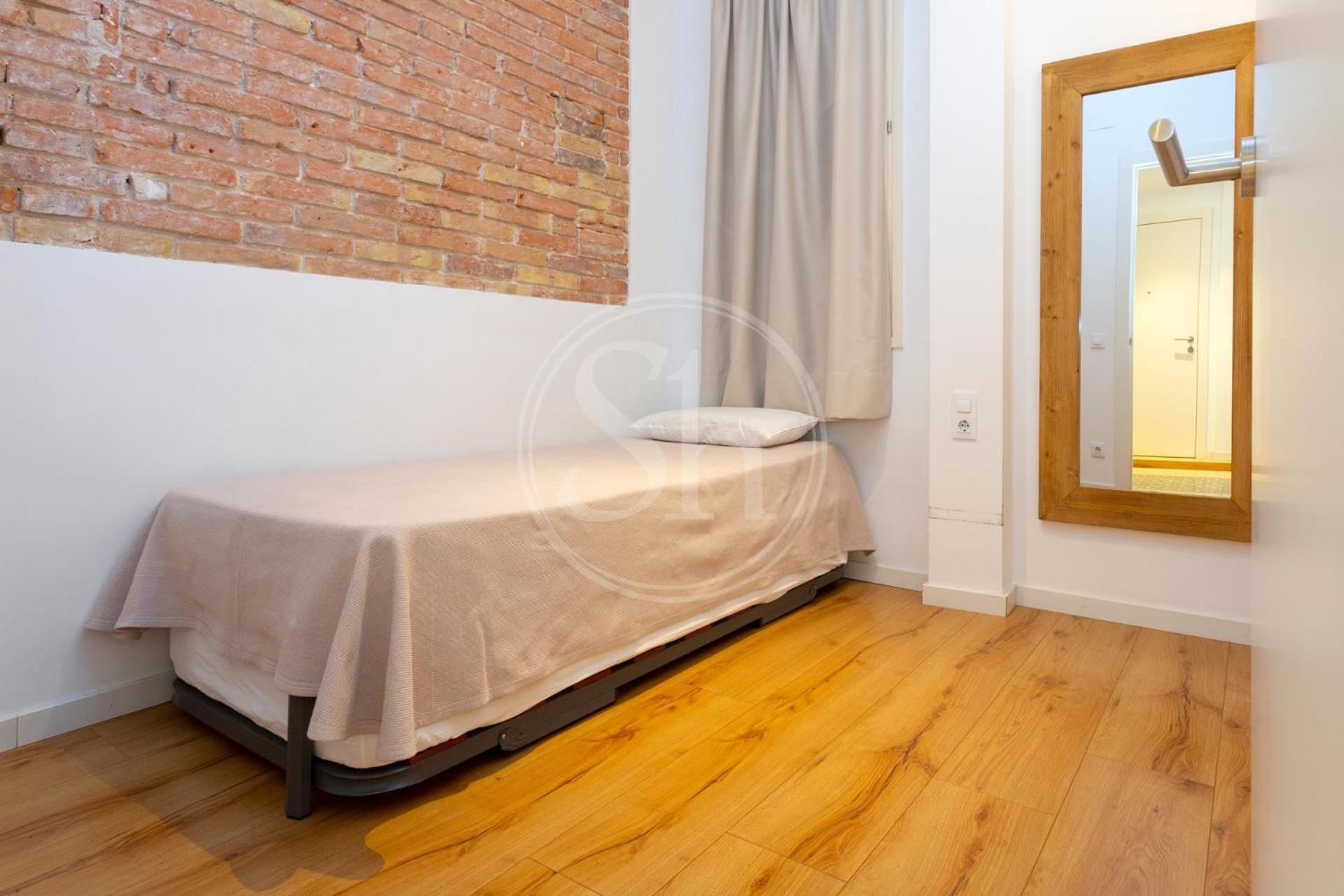 Moderno En Eixample Apartment *